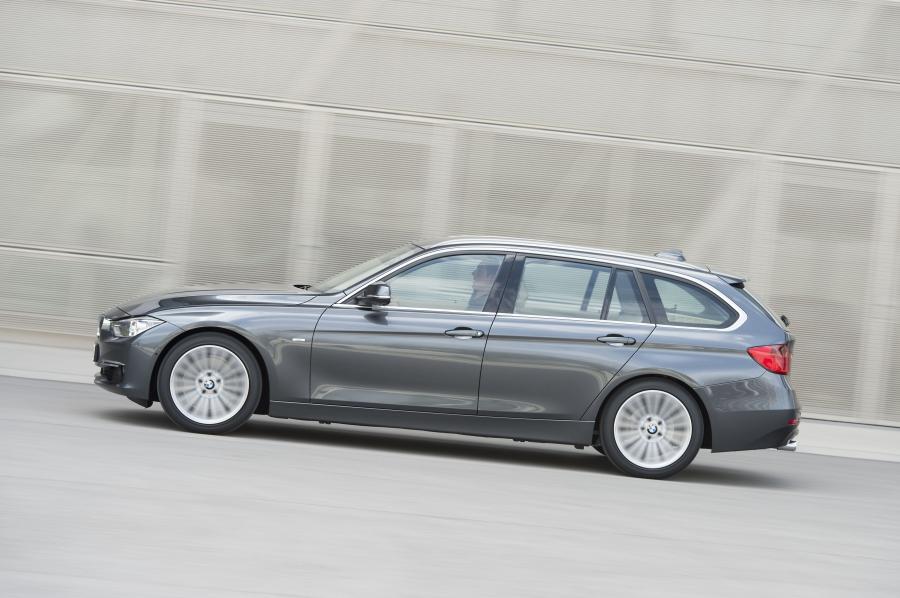  BMW 328i Touring Luxury 2012 года  (фото 113 из 200)